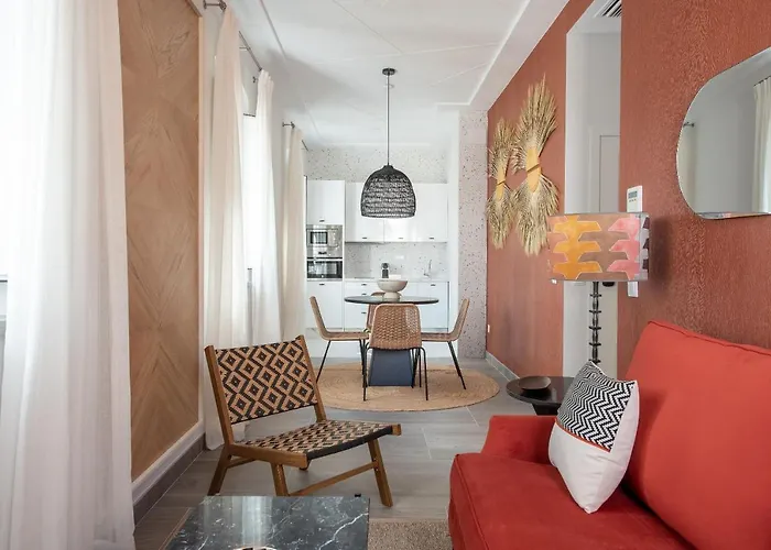 Hernando Colon Olehousing * Σεβίλλη