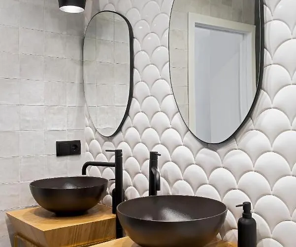 Hernando Colon Olehousing *